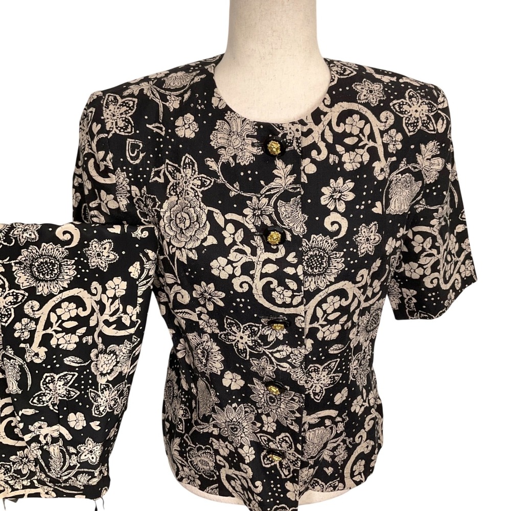 Teri Jon Richie Freeman Skirt Set 6 Black Cream Floral Gold Lion Button Linen